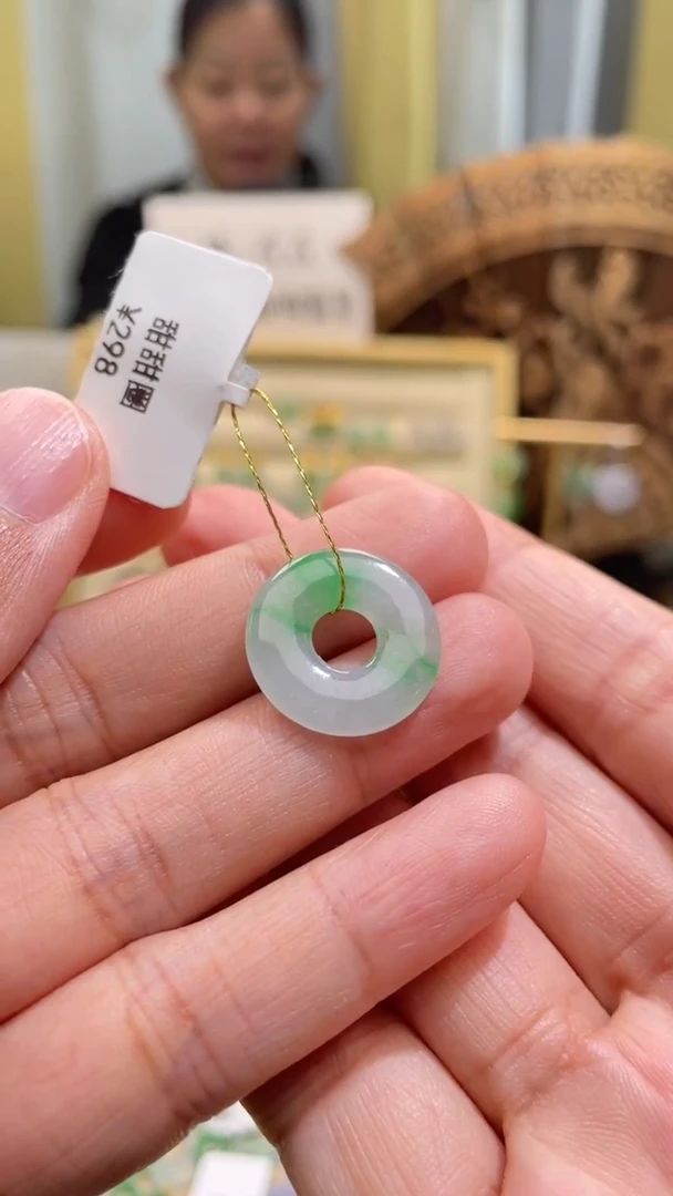 颈饰未镶嵌翡翠甜甜圈