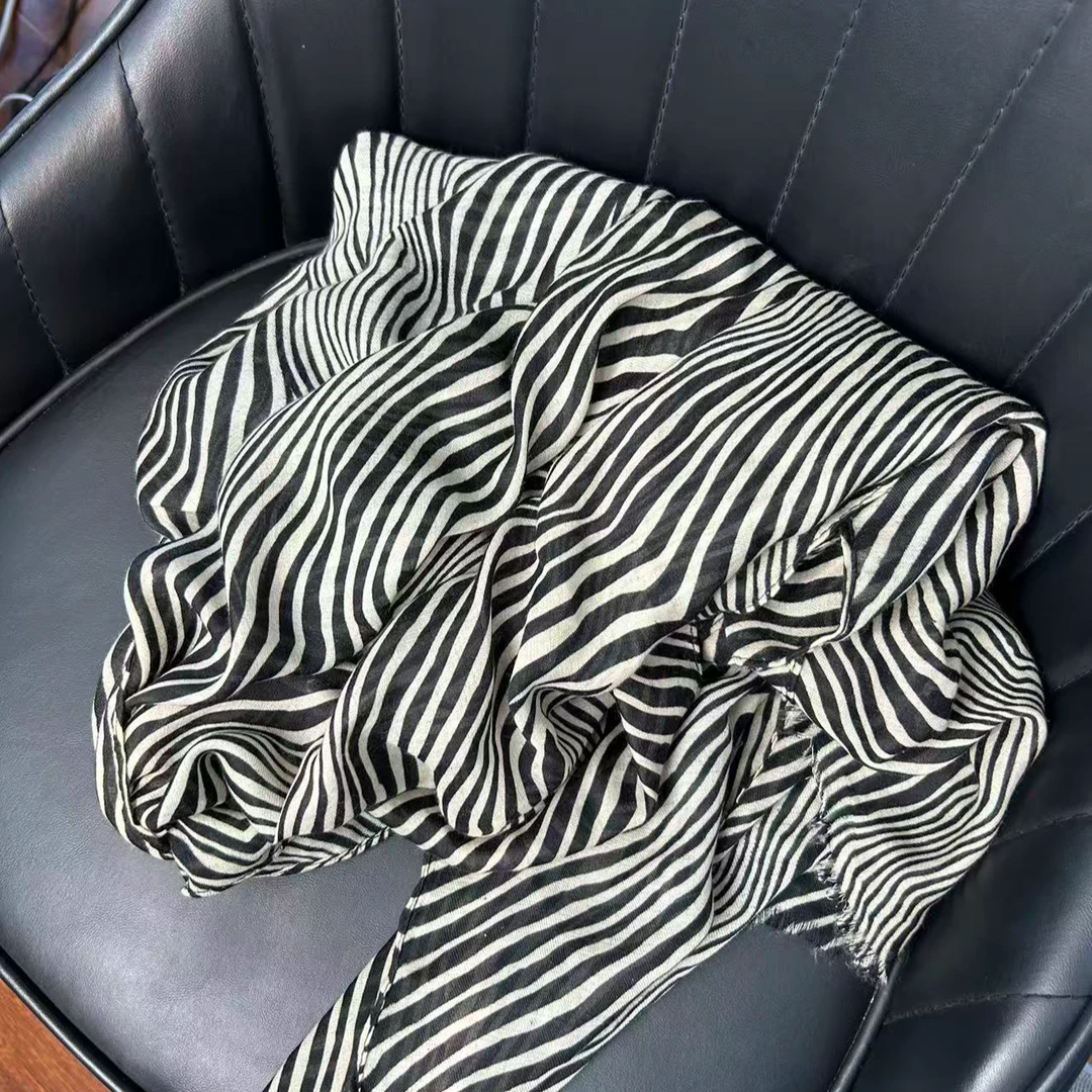 黑白条纹印花长巾围巾丝巾百搭时尚气质法式优雅