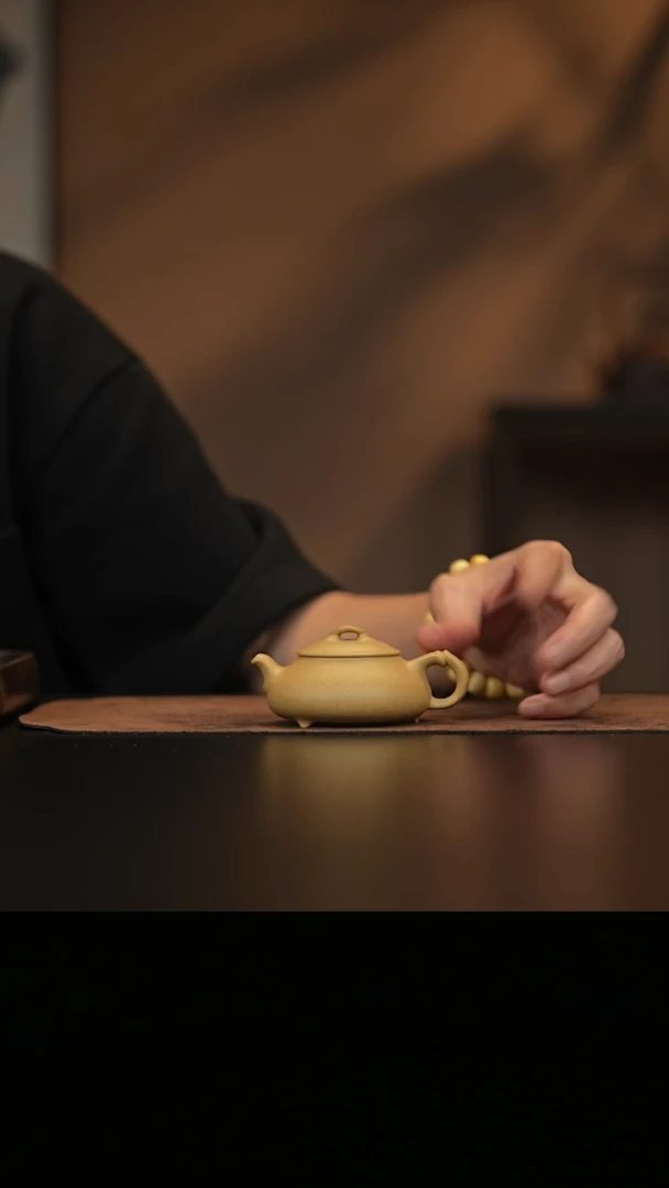 允禾斋  紫砂壶  简瓢 梨皮