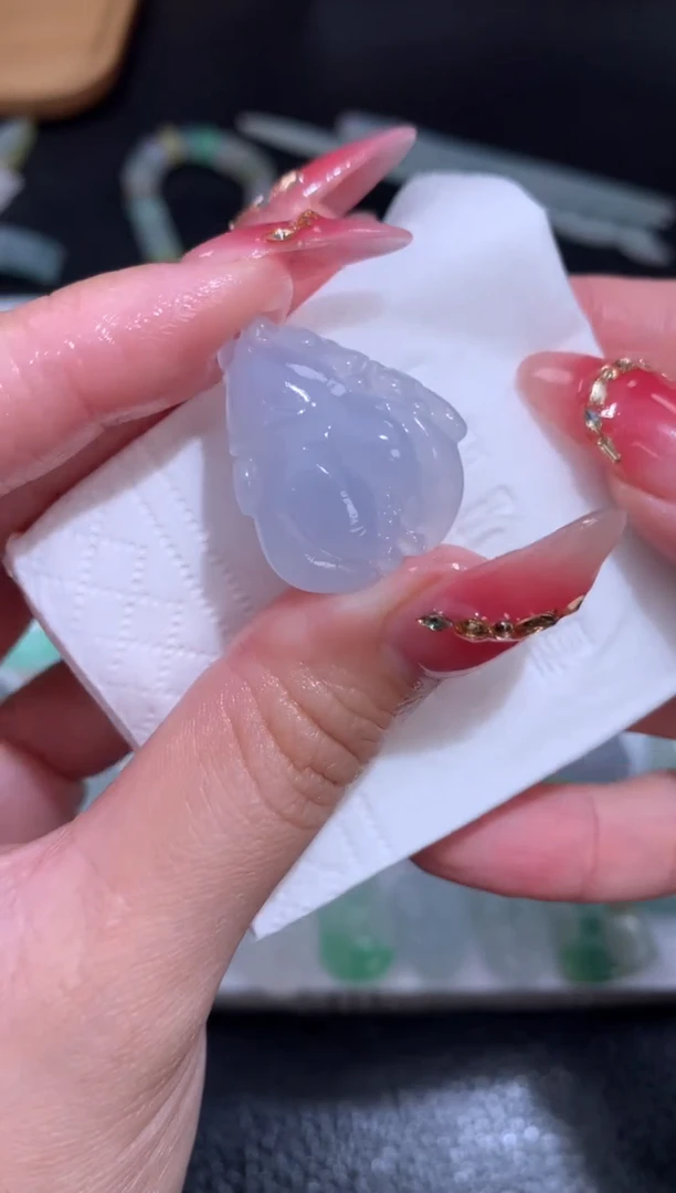 未镶嵌定制翡翠佛手瓜