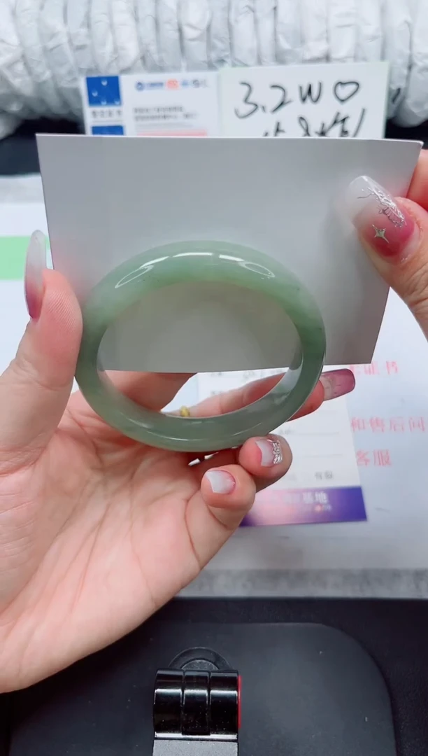 石英质玉手镯未镶嵌307-59