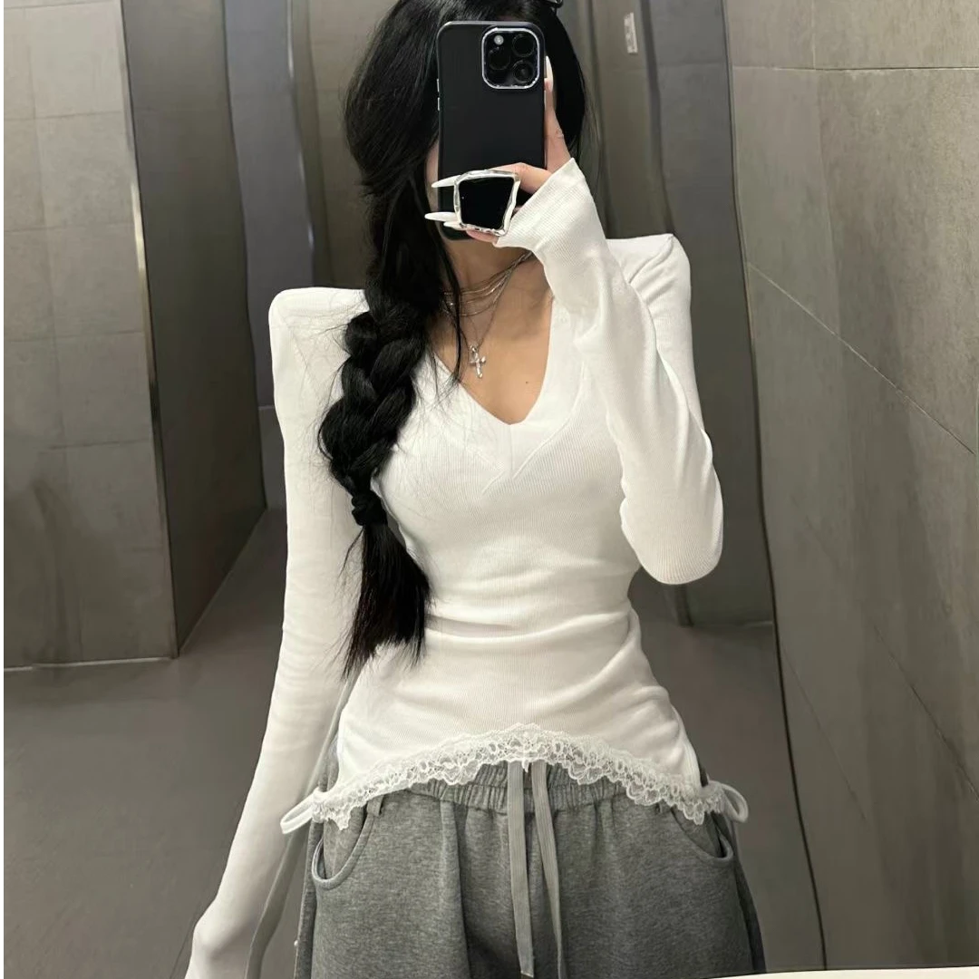 2025年春季新款韩版时尚气质百搭修身显瘦蕾丝拼接长袖打底