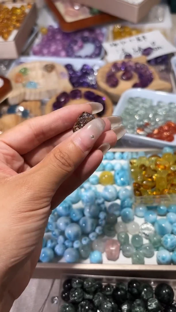 水晶手串未镶嵌A04黑金超貔貅