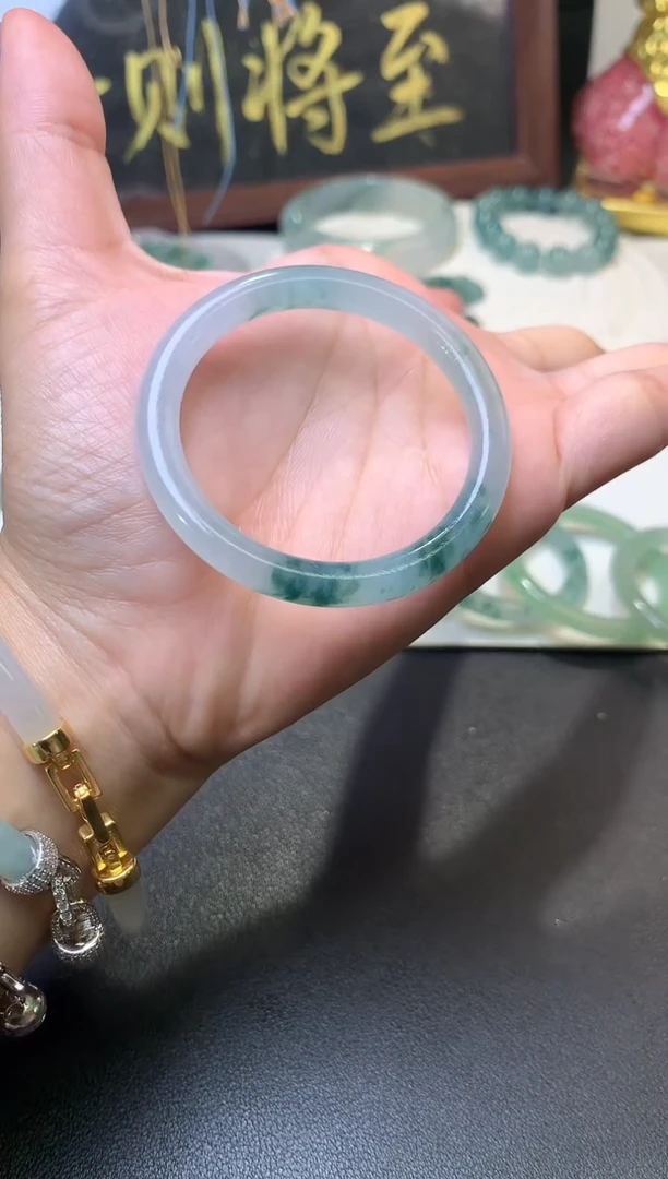 未镶嵌定制翡翠毛货