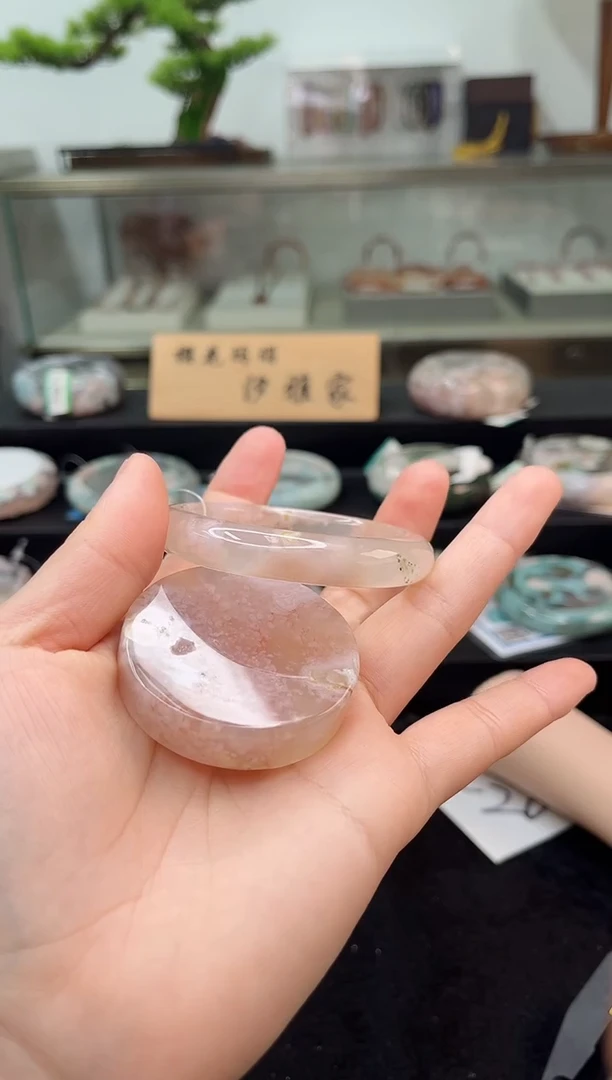 未镶嵌手镯石英质玉50圈口（赠品镯心）3931005