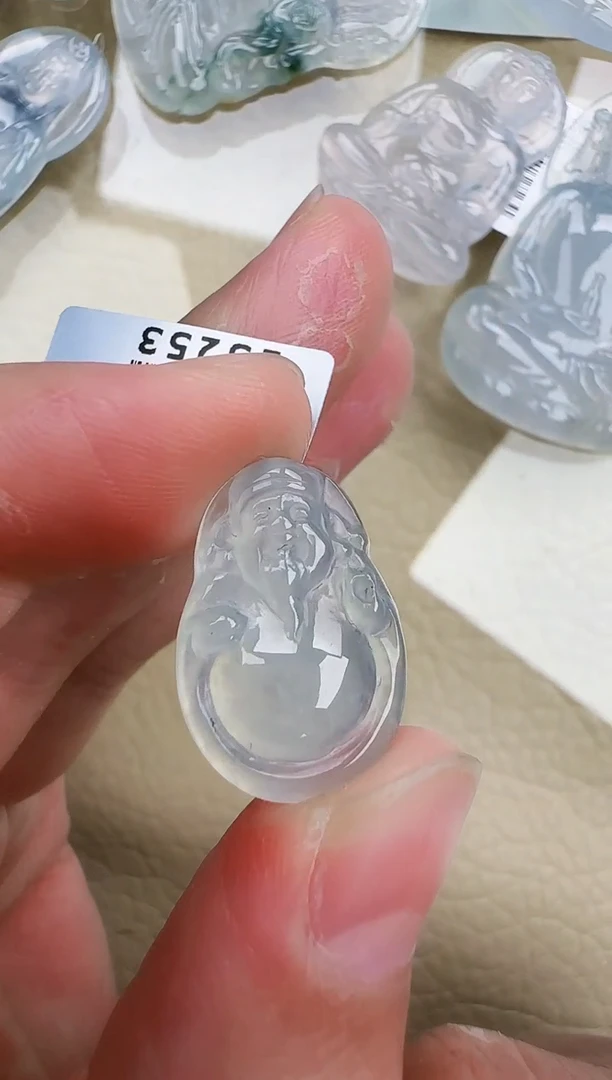 翡翠未镶嵌颈饰 缅甸翡翠a货