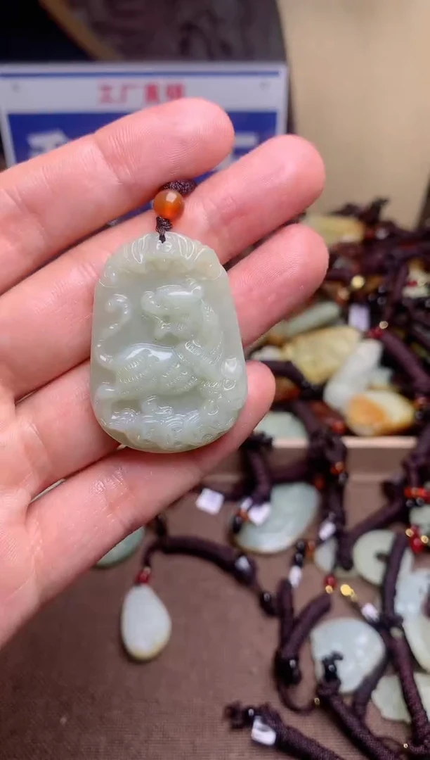 【闪购商品】和田玉颈饰未镶嵌1