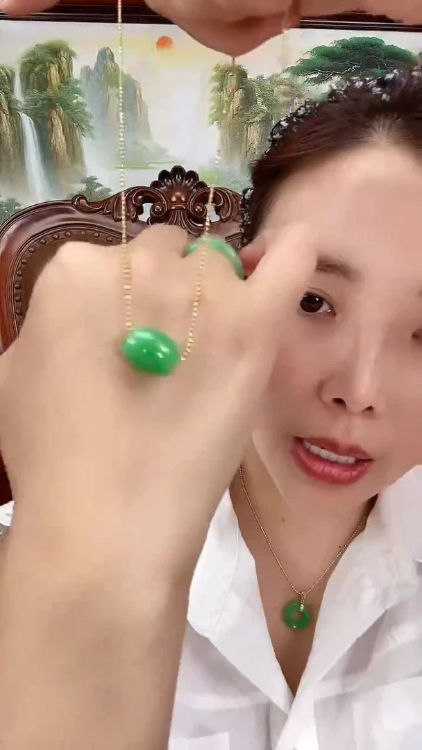 吊坠(赠链)未镶嵌翡翠X8阳绿路路通