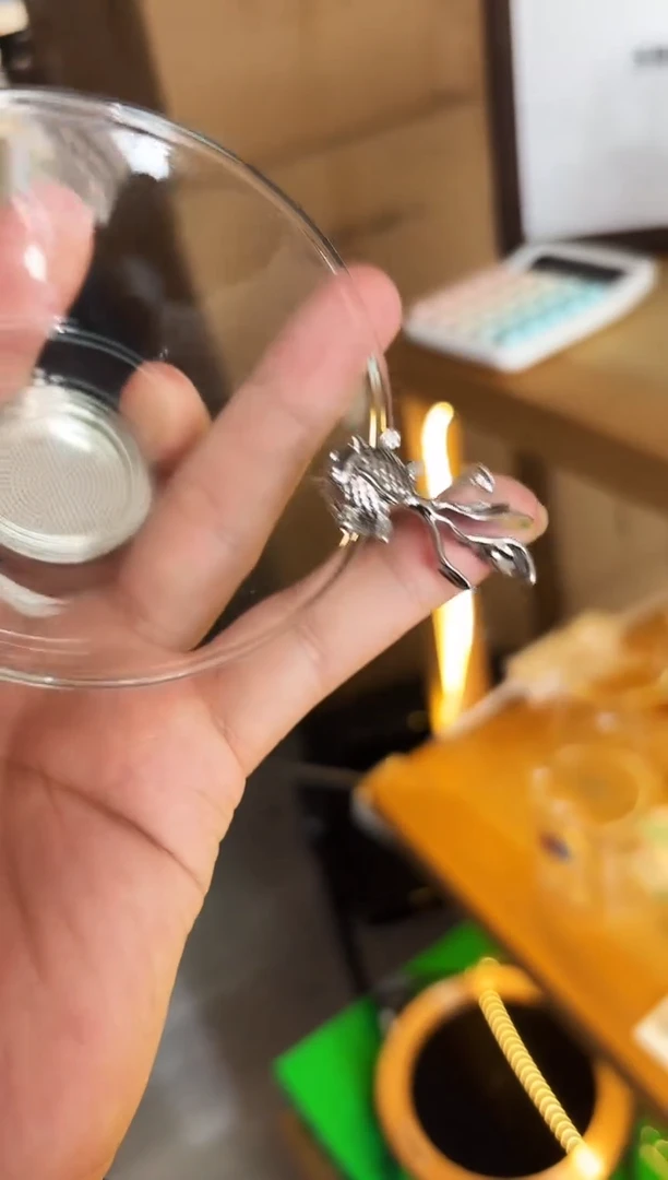 银鱼款茶漏