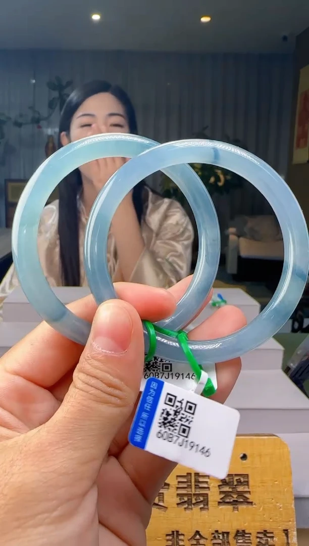 未镶嵌手镯翡翠HH@@60B7J19146