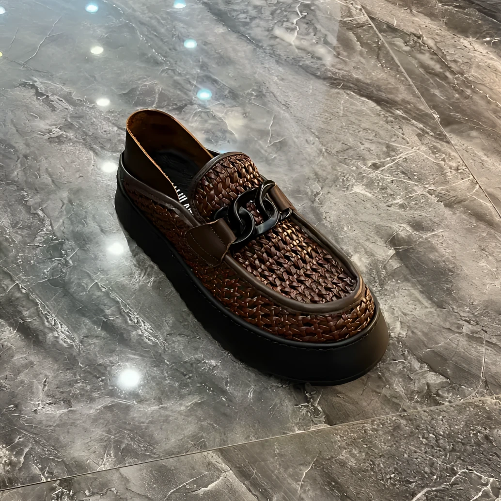 广州男士潮流时尚镂空编织皮鞋英伦风商务两穿休闲百搭皮凉鞋5516