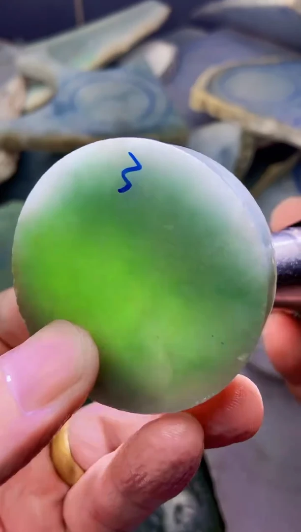 吊坠(不含链)未镶嵌翡翠缅甸翡翠镯心定制