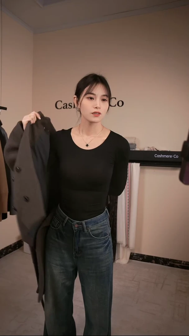 LE风短款上衣2623