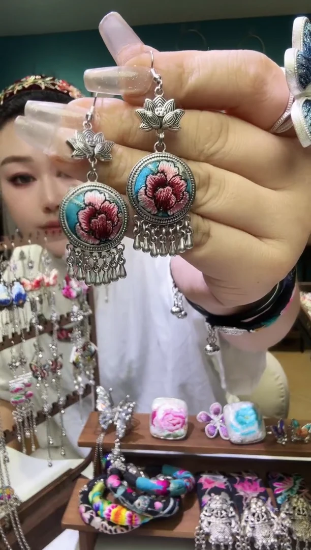 刺绣纯手工民族风刺绣耳环