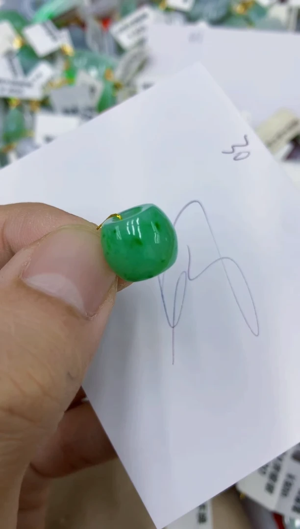 颈饰未镶嵌翡翠11111111111