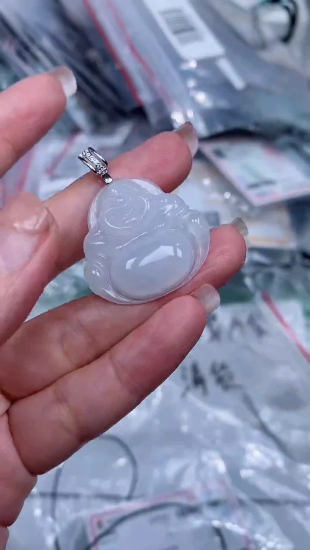 颈饰银S925镶嵌翡翠吊坠