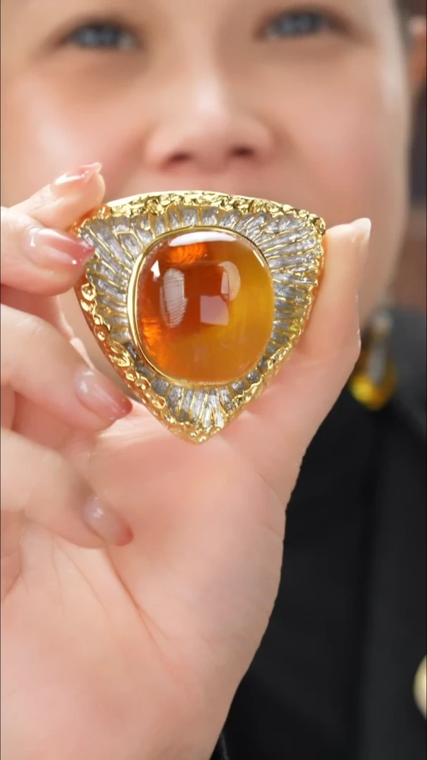 琥珀颈饰未镶嵌精品蜜蜡吊坠