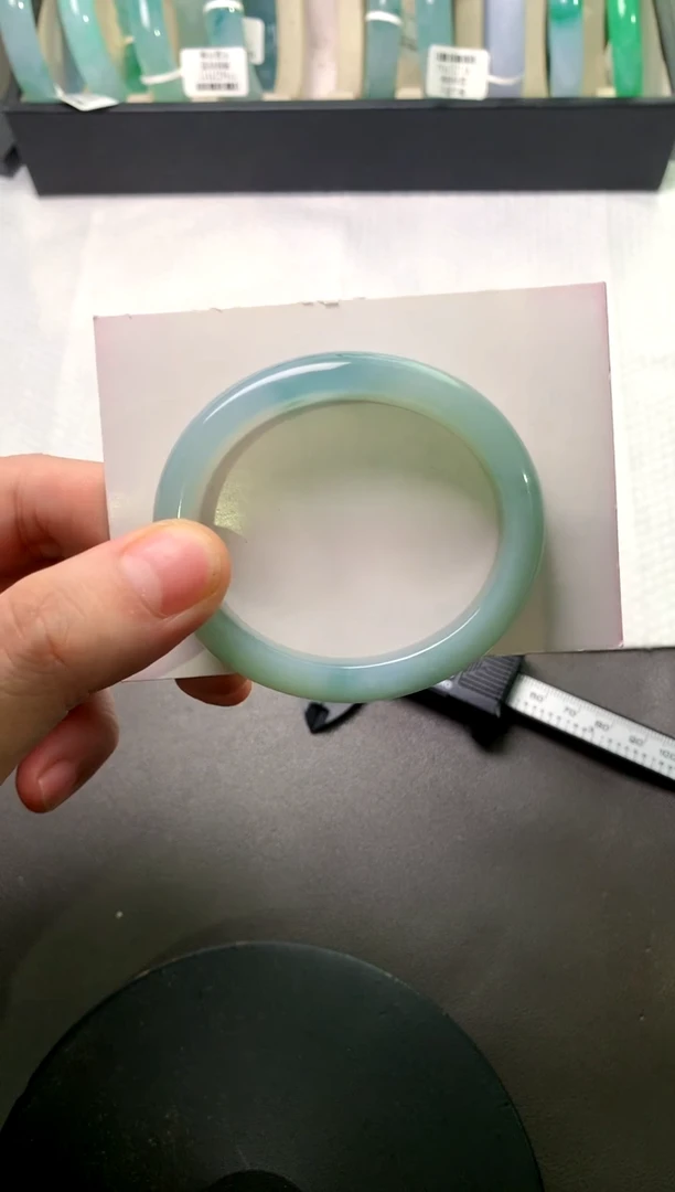 未镶嵌手镯（贵妃镯）翡翠52.3*12*7.2