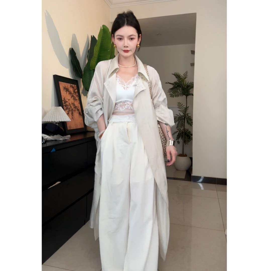 2025夏季新款高级感蝙蝠袖宽松轻薄防晒风衣女高档洋气防晒开衫女