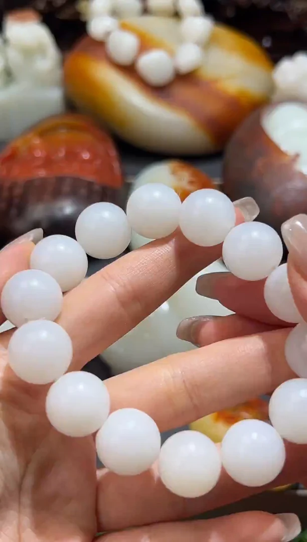 未镶嵌和田玉把件墨*和田玉