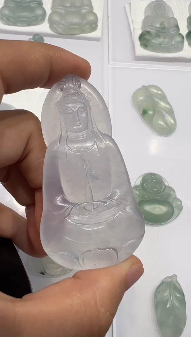 未镶嵌定制翡翠素衣