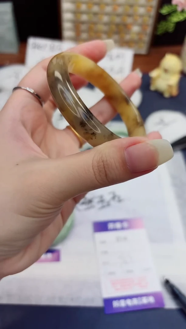 未镶嵌手镯石英质玉14-财气镯-圈口56