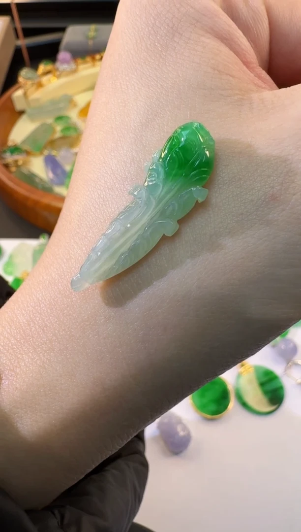 【闪购商品】翡翠颈饰未镶嵌缅甸翡翠A货吊坠