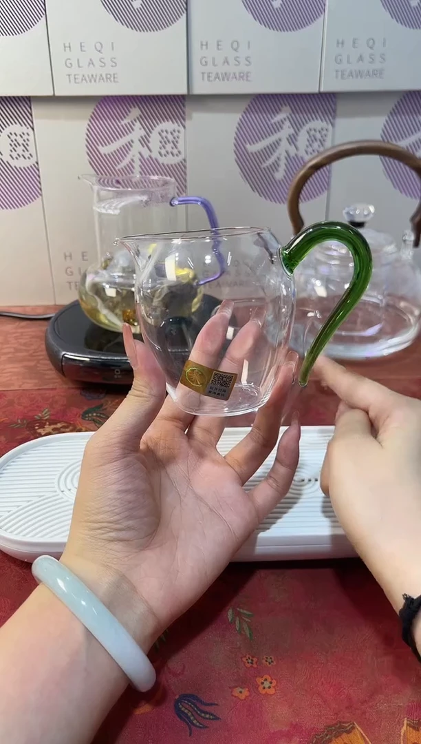 小翊口怡然湖绿色。。。。