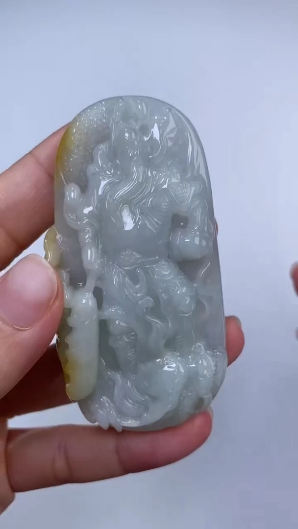 未镶嵌挂件翡翠302000