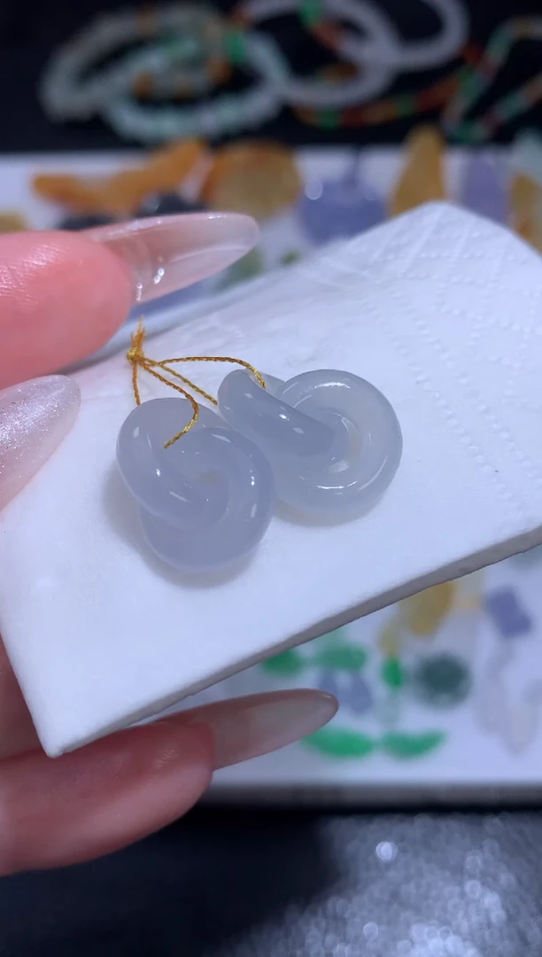 未镶嵌定制翡翠环环相扣