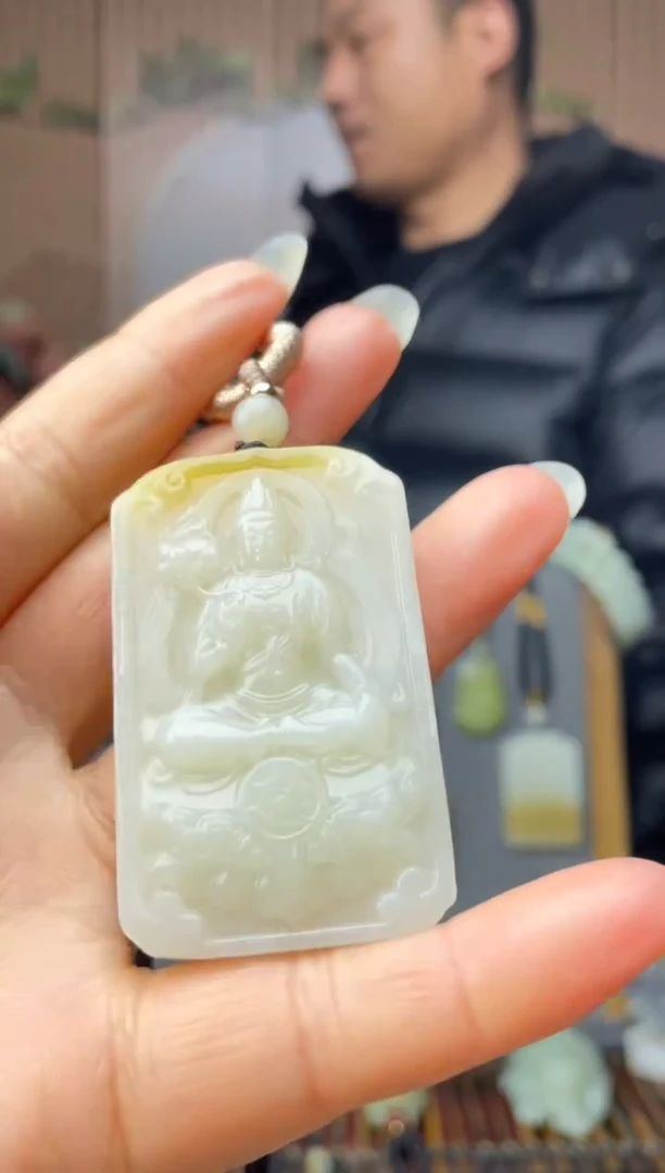 颈饰未镶嵌和田玉拍一发一