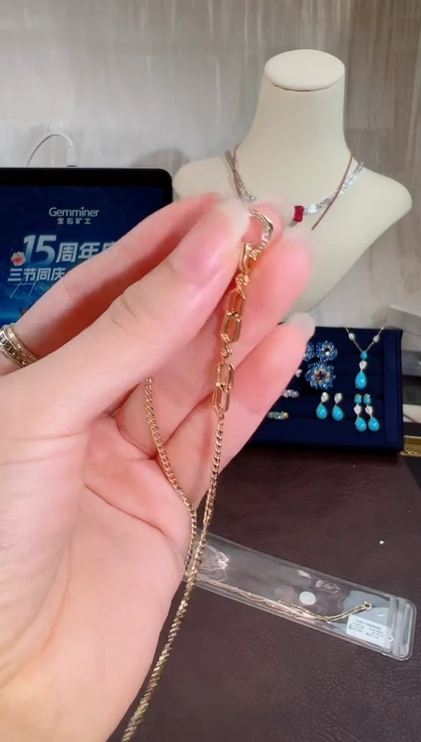 颈饰18K金镶嵌钻石BN17701#-Y#98