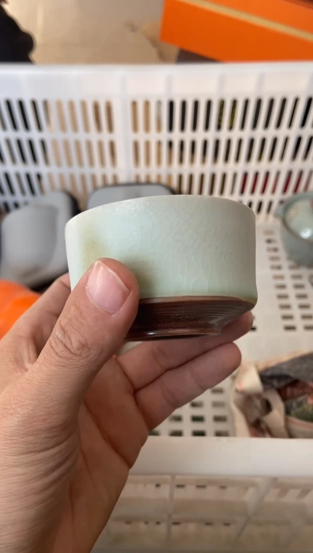 杯无运费险有瑕疵的摄影的产品有使用过的痕迹有点脏介意勿拍