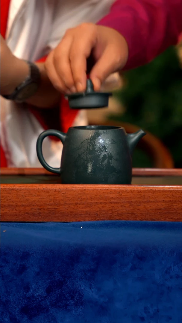 宜兴紫砂 紫砂茶壶 CJY  绿泥