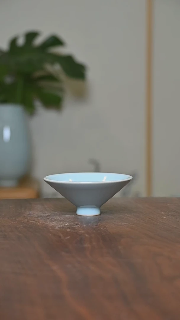 斗笠杯 天青 微瑕 朱晓辉款