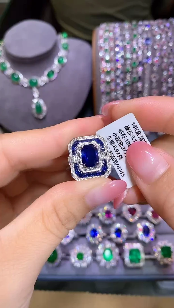 戒指蓝宝石18K金镶嵌3.15ct/AIGS/皇家蓝