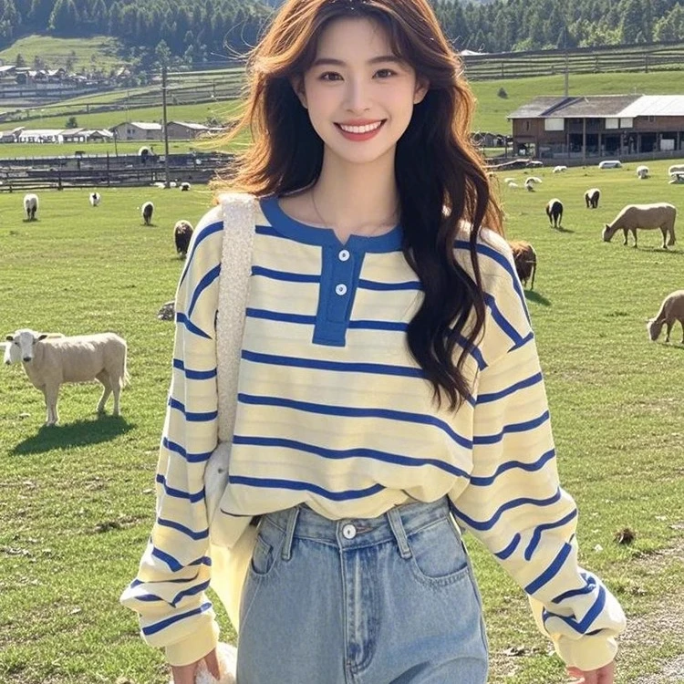 2025年早秋新款韩系奶fufu半开扣撞色条纹长袖t恤女显瘦时尚上衣