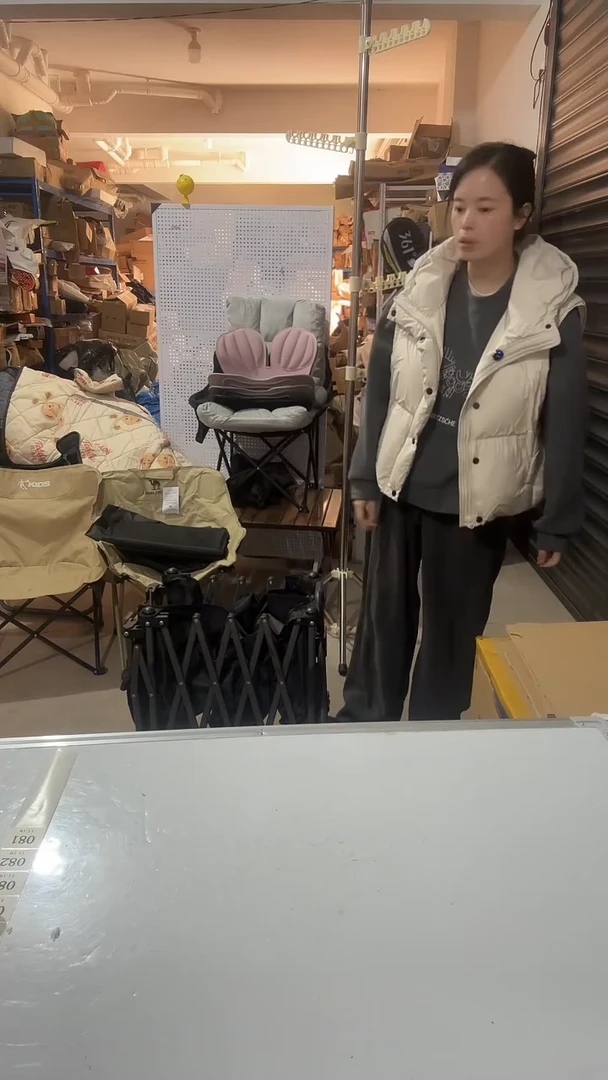 日用百货，露营车81