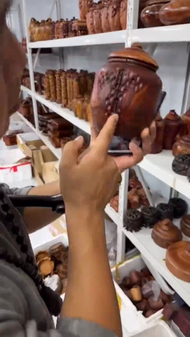 花梨木类木雕款工艺品88888888