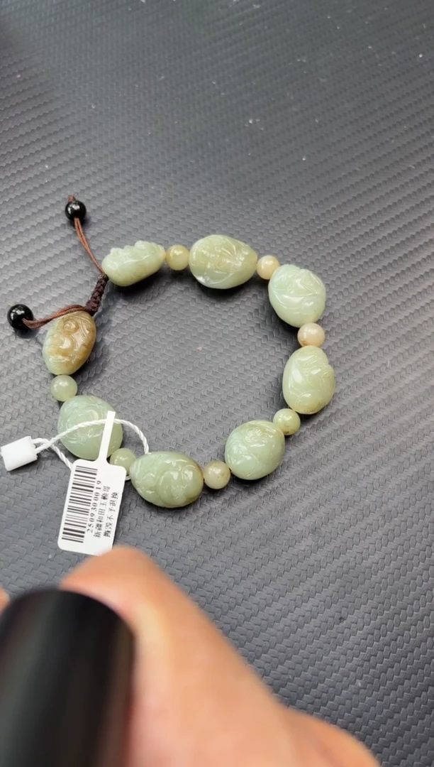 未镶嵌手串和田玉若羌微色差糖青白玉手串