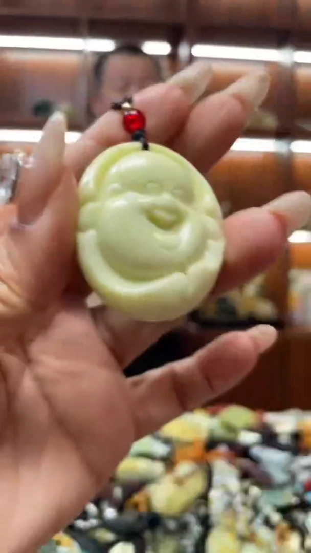 未镶嵌岫玉挂件