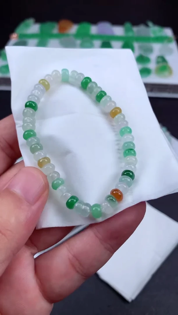 定制翡翠未镶嵌柏*翡翠