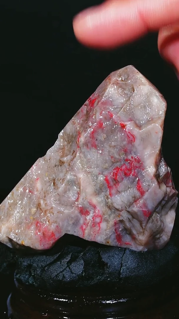 昌化石昌化鸡血石