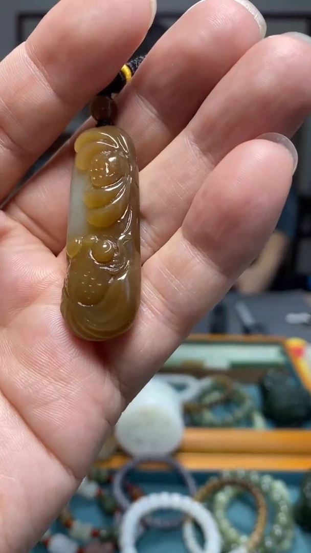 颈饰未镶嵌和田玉8