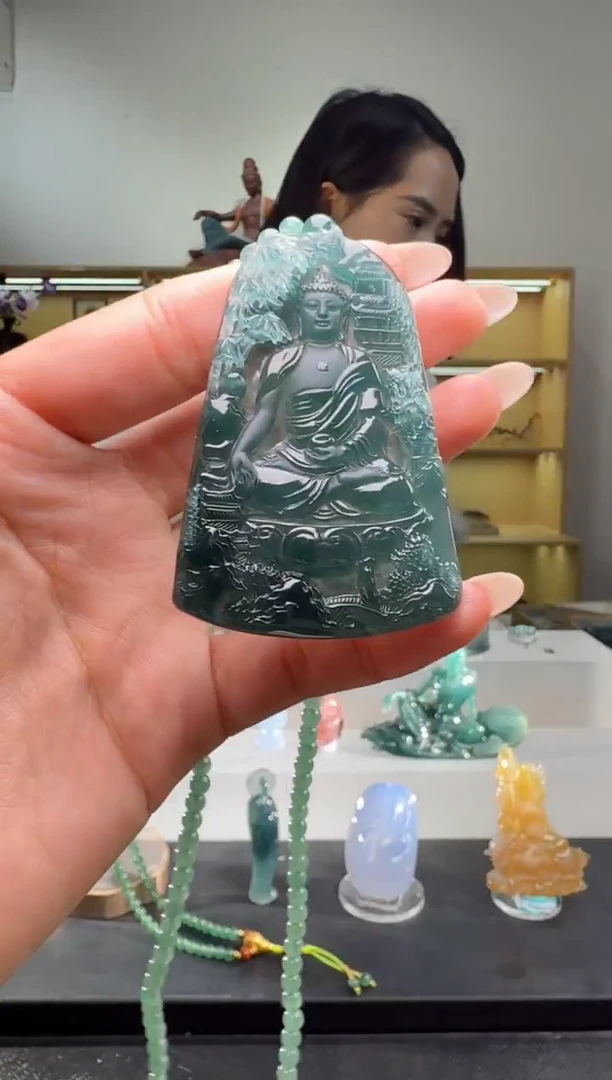 吊坠(不含链)未镶嵌翡翠大日（多样性发其一）