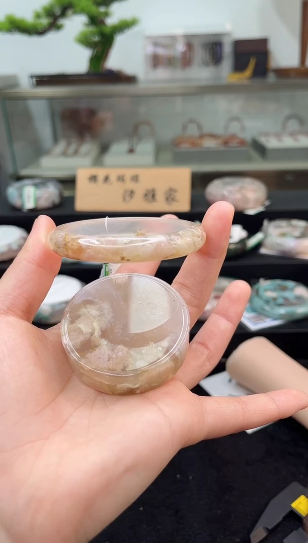 未镶嵌手镯石英质玉54圈口（赠品镯心）3886658