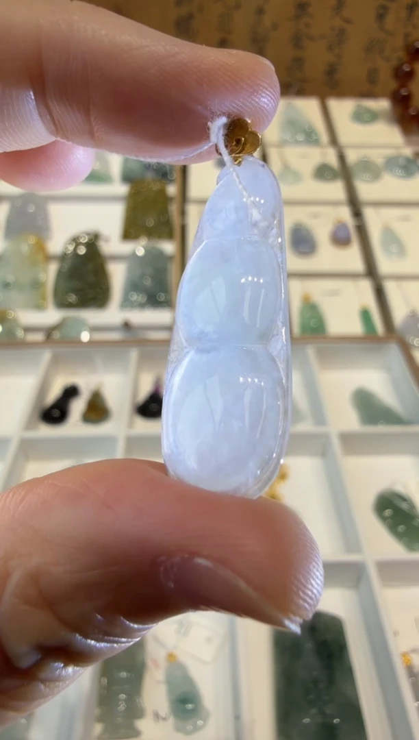 翡翠挂件18K金镶嵌A货翡翠多样性孤品
