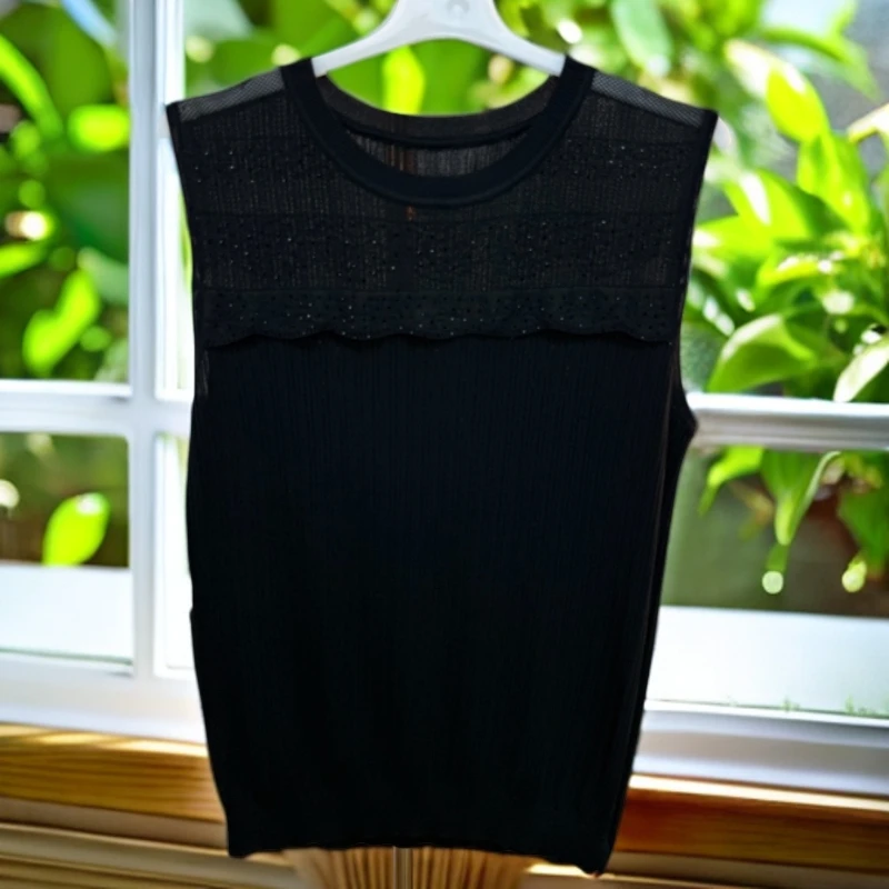 S8013冰丝曲珠波浪边熨钻勾花镂空无袖圆领针织背心