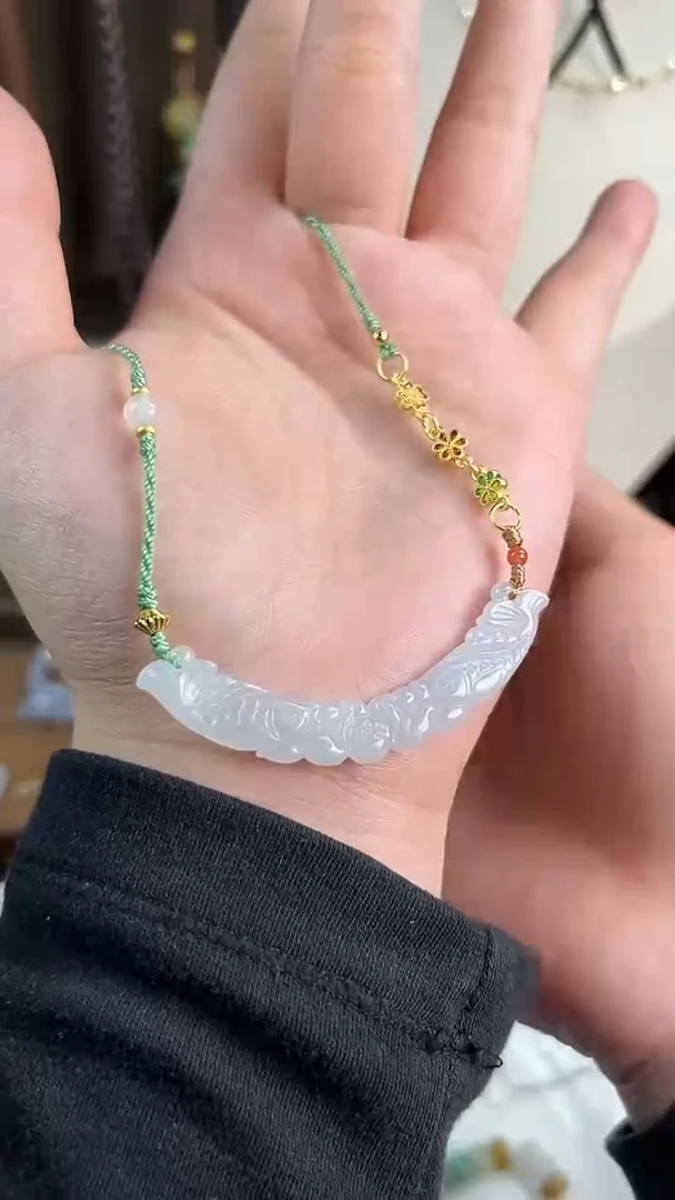 【闪购商品】翡翠颈饰未镶嵌项链