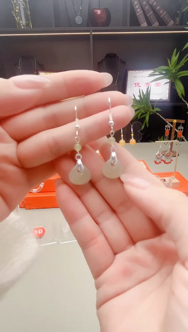 未镶嵌和田玉耳饰x03